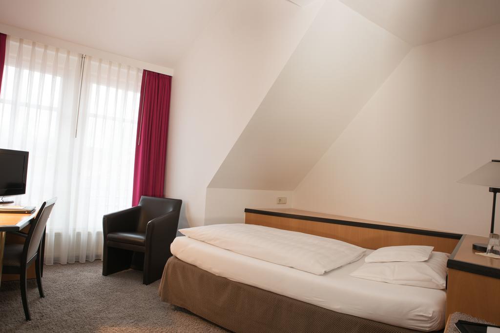 Hotel Schere Northeim Exterior photo